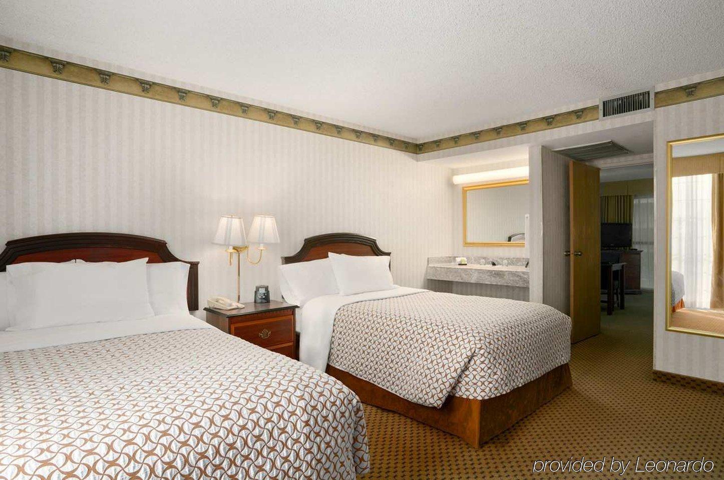 เอมบาสซี สวีทส์ บาย ฮิลตัน อาร์คาร์เดีย พาซาดีน่า แอเรีย Hotel อาร์เคเดีย ภายนอก รูปภาพ