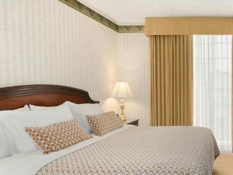 เอมบาสซี สวีทส์ บาย ฮิลตัน อาร์คาร์เดีย พาซาดีน่า แอเรีย Hotel อาร์เคเดีย ภายนอก รูปภาพ
